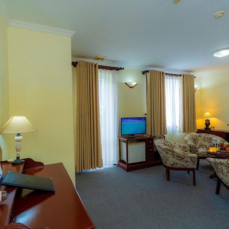 Hoang Ha Boutique Hotel Ho Chi Minh City Exterior photo